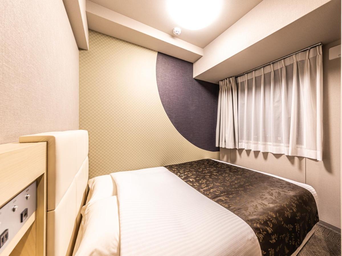 Apa Hotel Shin Osaka Eki Tower Exterior photo
